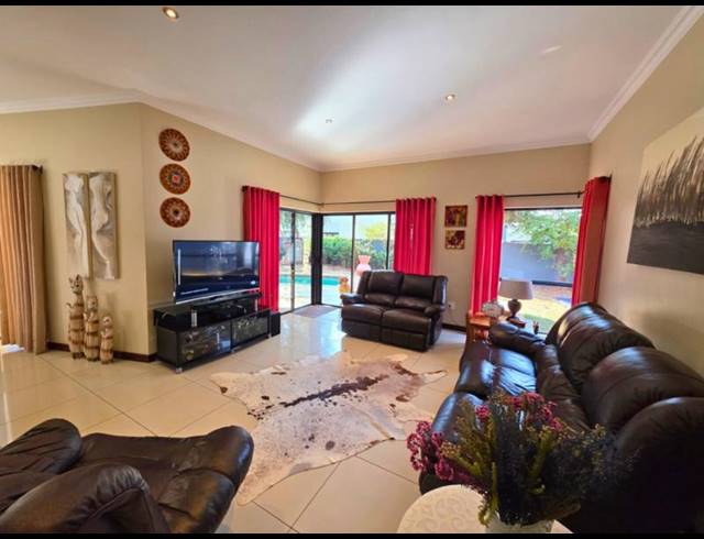 5 BEDROOM HOUSE FOR SALE IN SERENGETI LIFESTYLE ESTATE